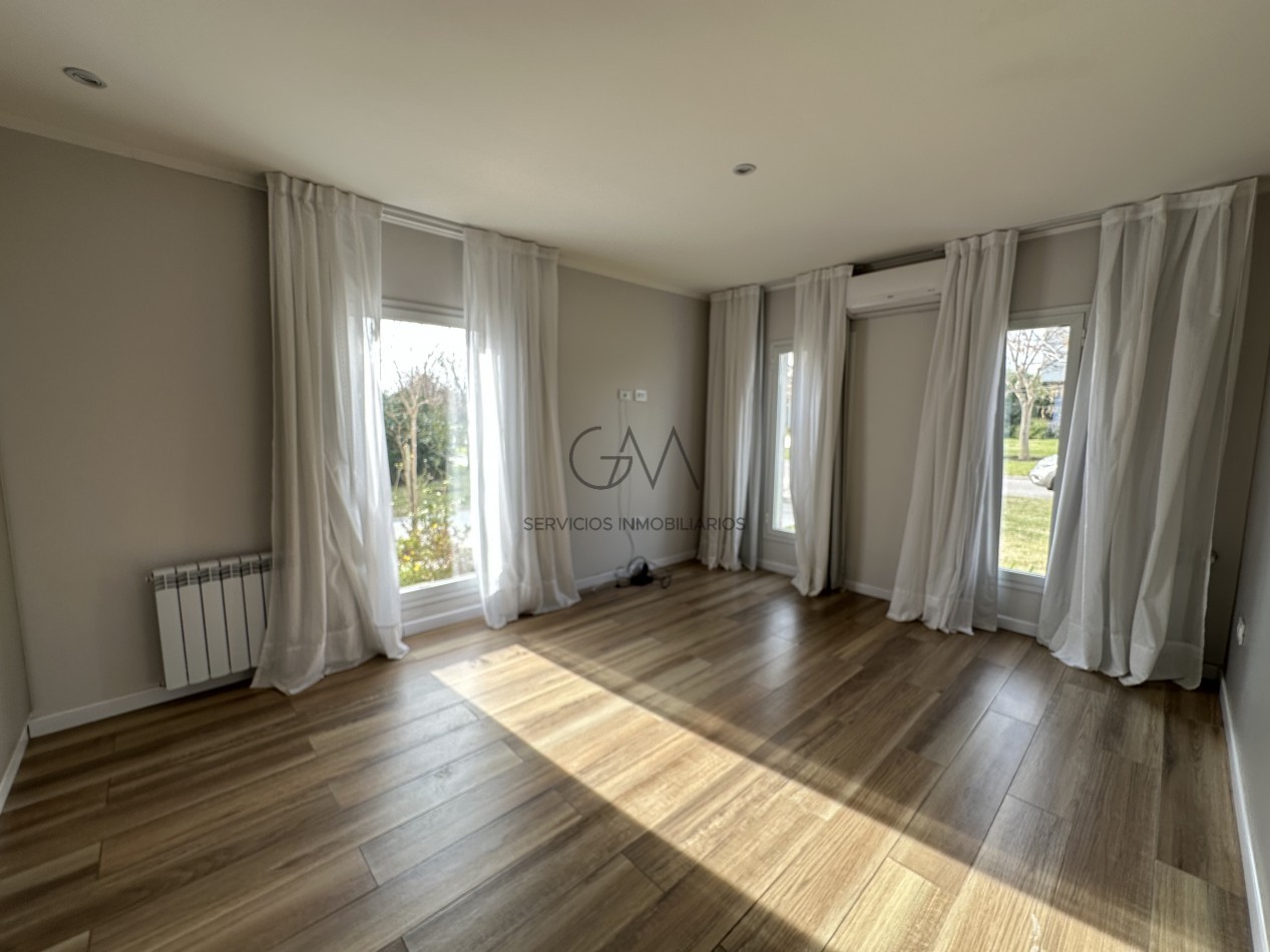 Casa en alquiler en Arenas del Sur 