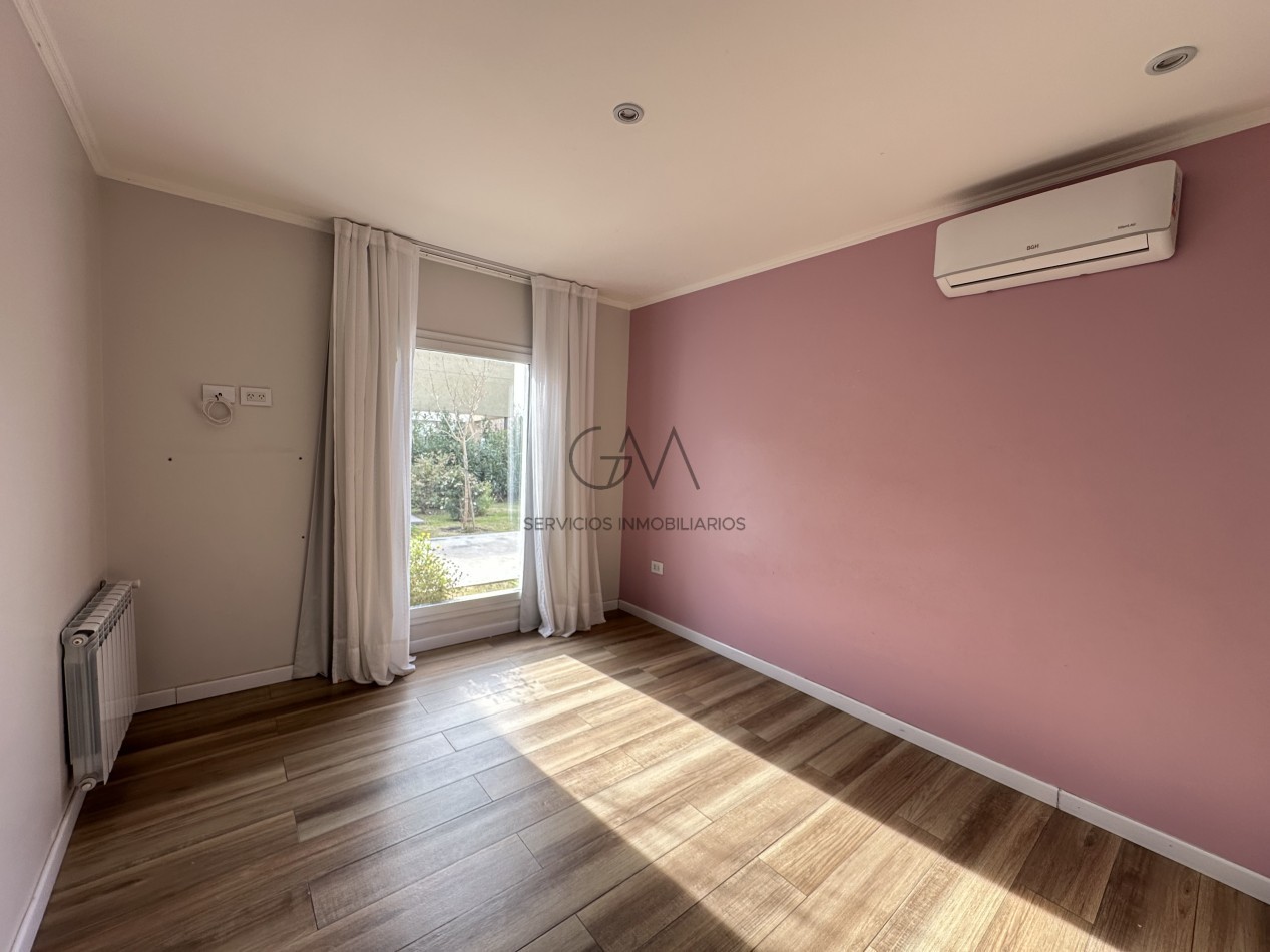 Casa en alquiler en Arenas del Sur 