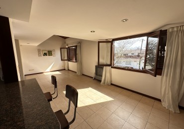 Departamento en alquiler barrio Villa Primera