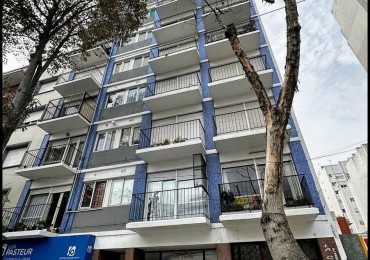 Departamento en venta de 2 ambientes zona Centro