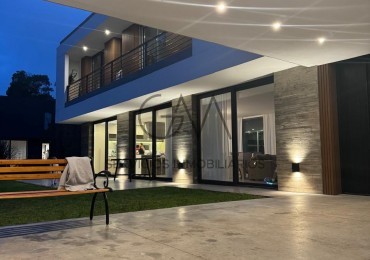 Casa en alquiler temporada Las Prunas 