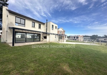 Casa en alquiler en Barrio Rumenco Joven