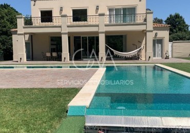 Casa en Venta en Barrio Privado Rumenco