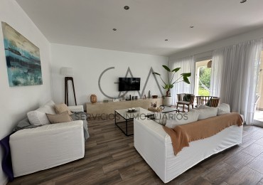 Casa en alquiler en Barrio Rumenco