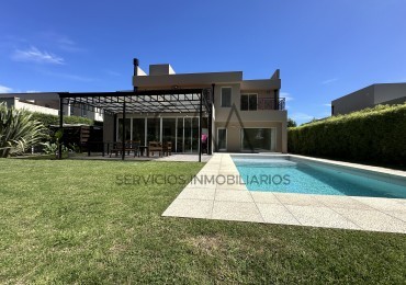 Casa en alquiler en Barrio Rumenco